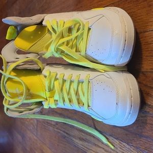 Hi Top Reebok Classic